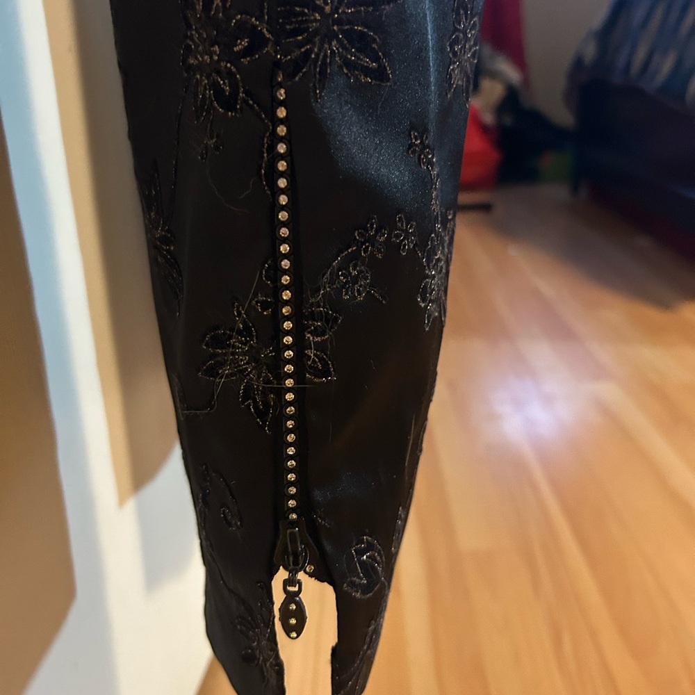 Joseph Ribkoff Black Floral pant set - Picture 4 of 15